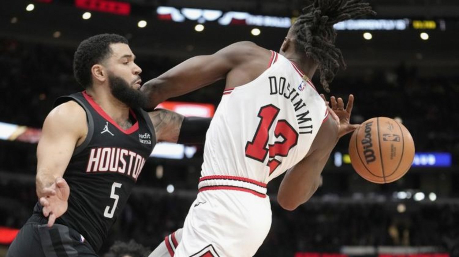 魔术险胜深圳队，范弗利特关键制胜