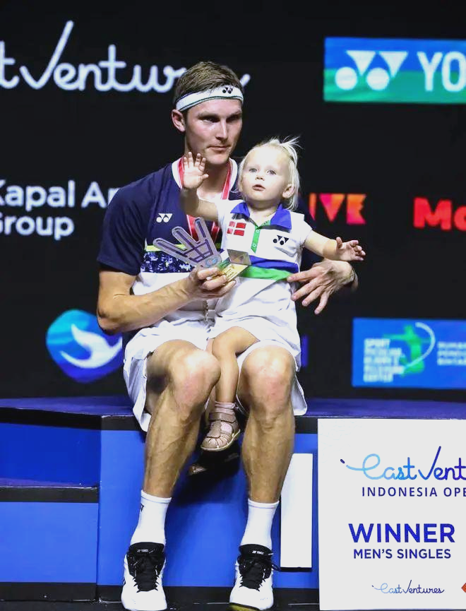 印尼队完胜日本队，安赛龙点燃赛场