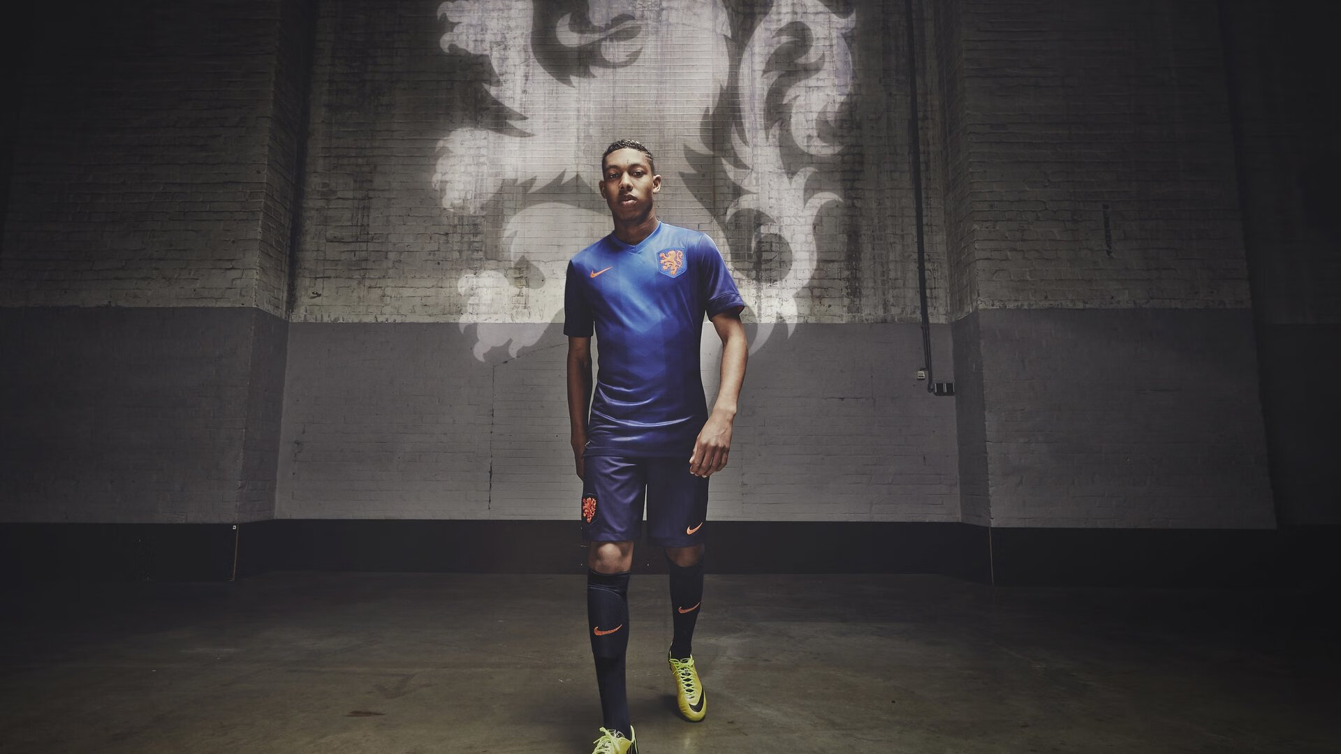 爱游戏下载-浓眉赛后评分拉满，快船鏖战国王，一场技术与意志的双重较量